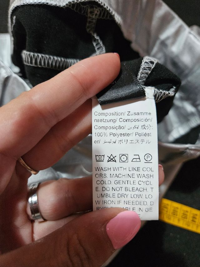 Pantalón plateado Shein talla L