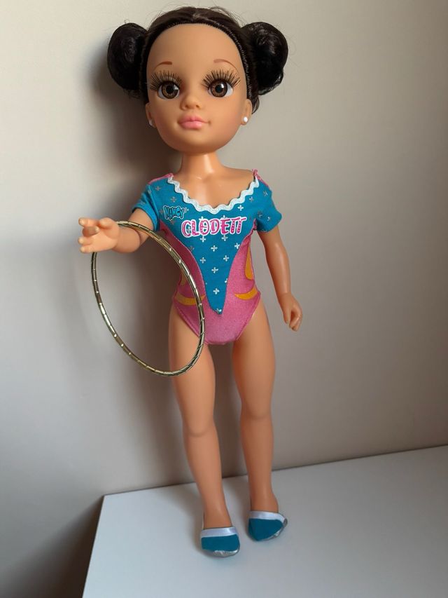 Nancy Clodett Gimnasta con Aro