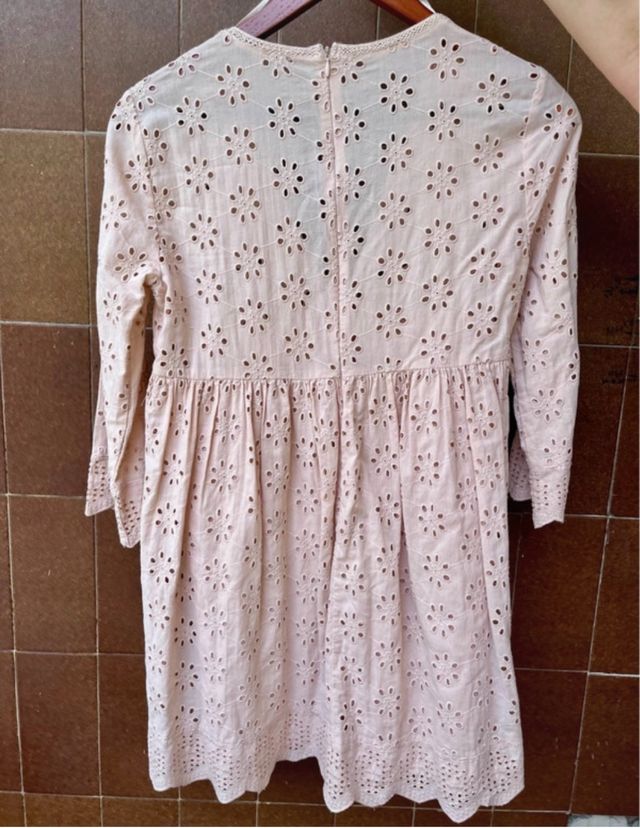 Vestido Rosa Zara con Bordado