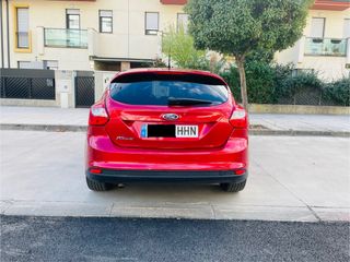 Ford Focus titanium 