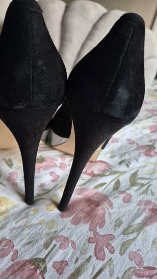 Zapatos de tacón negros ESSENCE MENBUR con pedrerí