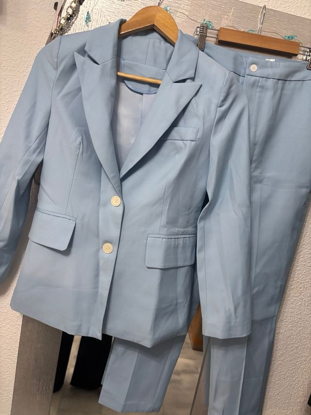 Traje de pantalón azul mujer