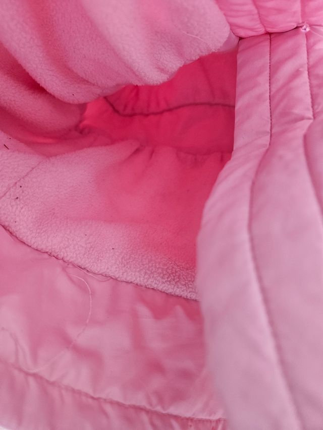 Chaqueta rosa anorak acolchada talla L de Kira Pla