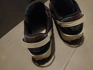 Zapatillas Nike Talla 42 Negras y Blancas