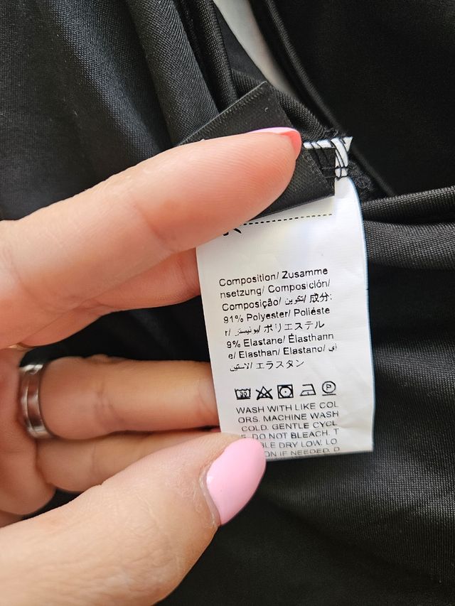 Body negro con aberturas talla S de Shein