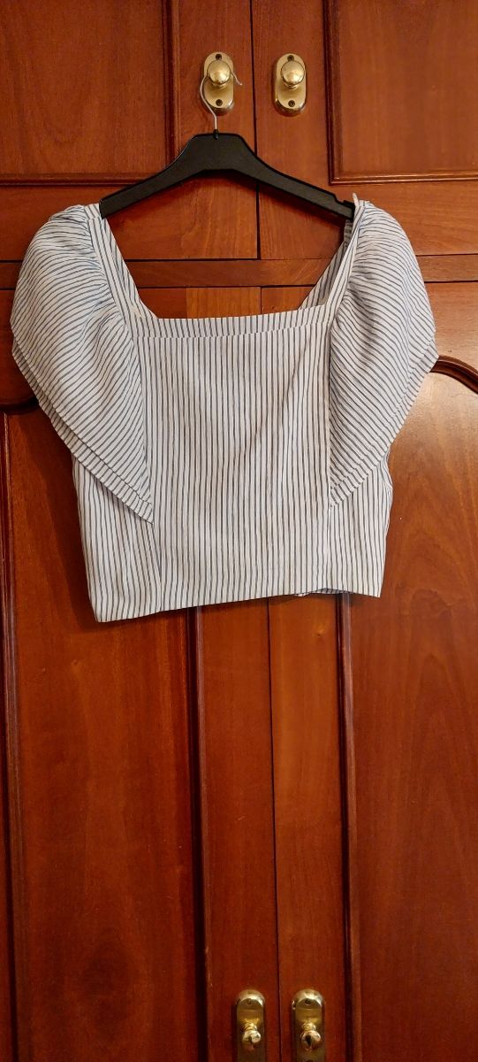 Top Zara Rayas Azul y Blanco Talla M