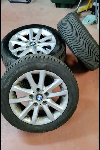 Llantas BMW Originales con Neumáticos Invierno