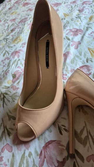 Zapatos Zara Beige Tacón Peep Toe