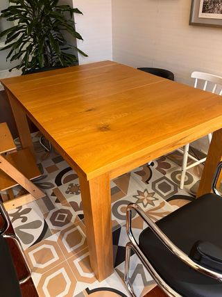 Mesa extensible roble americano hecha a medida. 