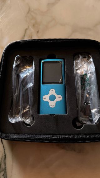 Reproductor MP3/Lector Tarjeta/Hub USB