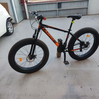Fatbike Negra y Naranja nueva 
