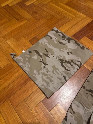 Traje Intemperie Árido Pixelado