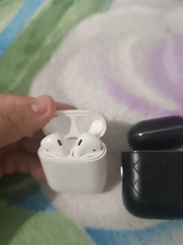 Airpods Apple Blancos