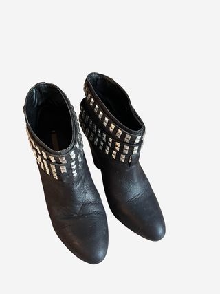 Botines Zara Negros Tachas Estilo Isabel Marant