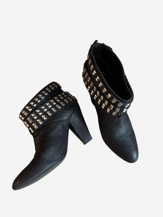 Botines Zara Negros Tachas Estilo Isabel Marant