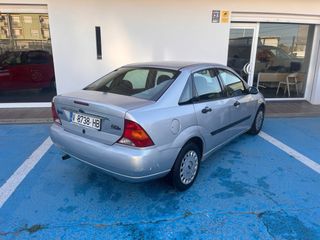 Ford Focus 2000