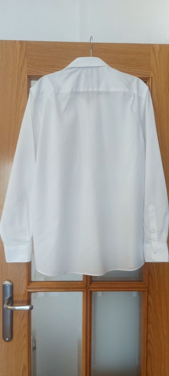Camisa blanca C&A