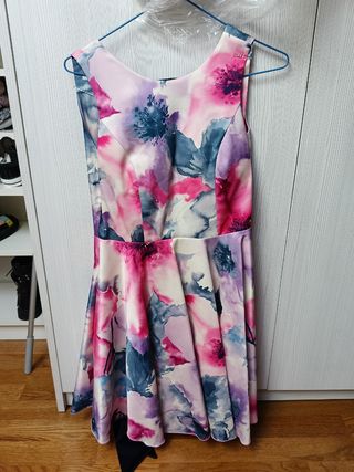 Vestido corto fiesta floral