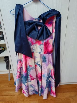 Vestido corto fiesta floral