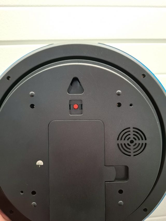 Reloj de pared con delfines