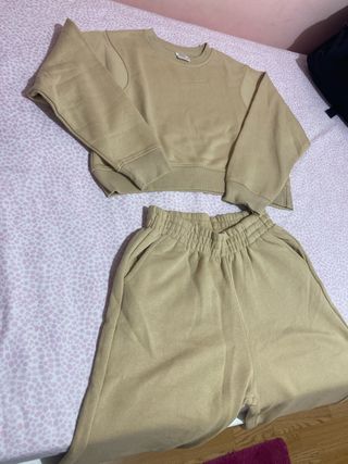 Conjunto Chándal Beige