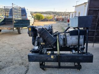 Se vende motor generador
