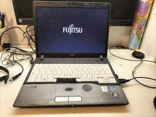 Ordenador Portátil Fujitsu Negro