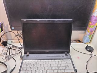 Ordenador Portátil Fujitsu Negro