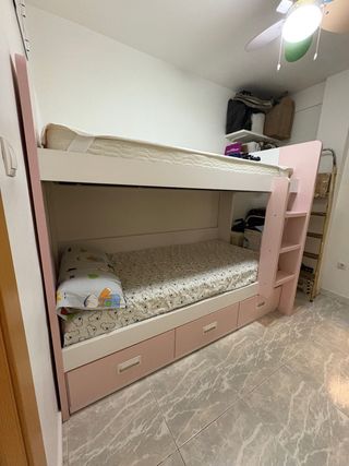 Litera con 3 cajones de madera