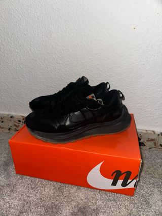 Nike Sacai Negras