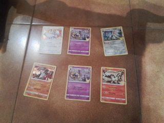 Lotto carte Pokémon 25° con Mystery Box