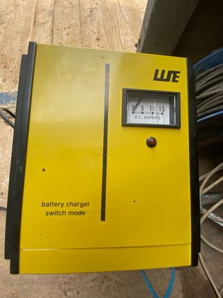 Cargador Batería LUE Barco/Caravana