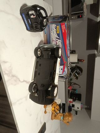 Coche RC Ford Focus Rallye Sport Movistar