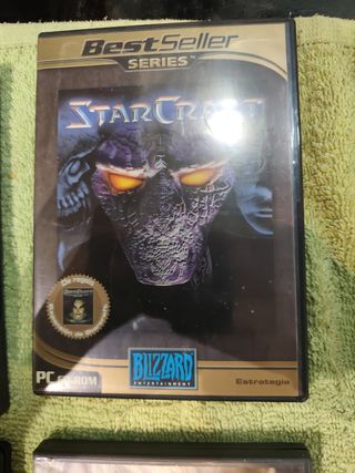 6 Juegos PC: Half-Life 2, StarCraft, FIFA 2004
