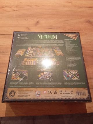 Juego de mesa Nucleum