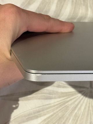 MacBook Pro 2017 256GB 8GB RAM i5 Plata