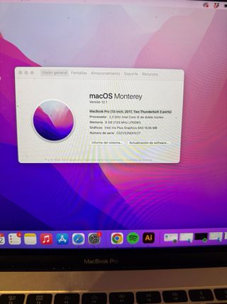 MacBook Pro 2017 256GB 8GB RAM i5 Plata