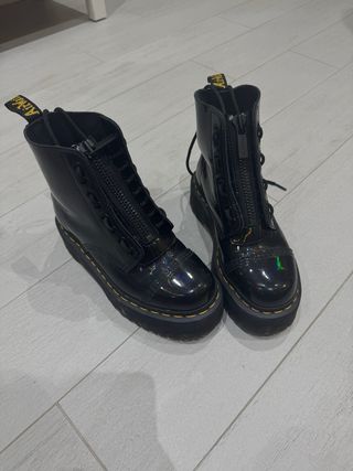 Botas Dr. Martens con cremallera