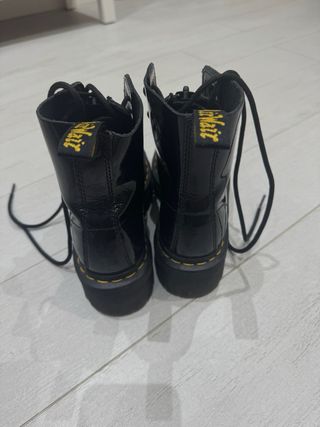 Botas Dr. Martens con cremallera