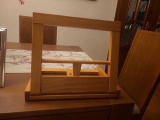 Atril de lectura de madera