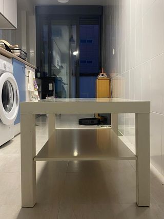 Mesa de centro blanca de madera