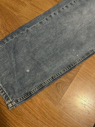 Pantalones baggy Pull and Bear.