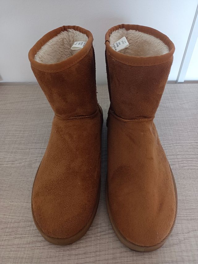 Botas de ante con pelo interior nuevas
