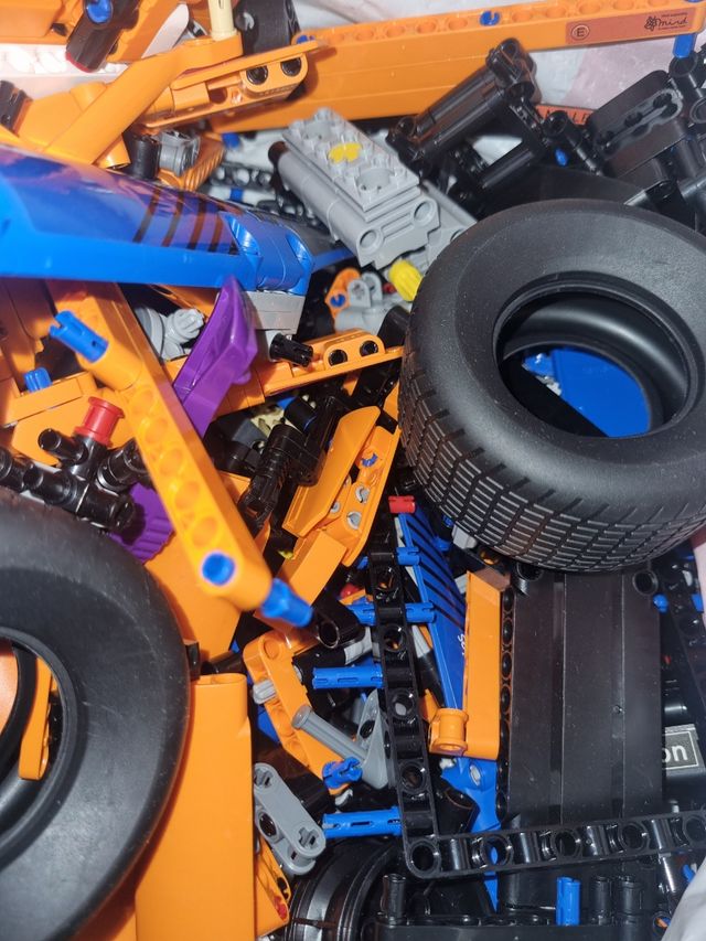 Lego McLaren F1 Team