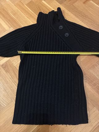 Jersey H&M cuello vuelto negro