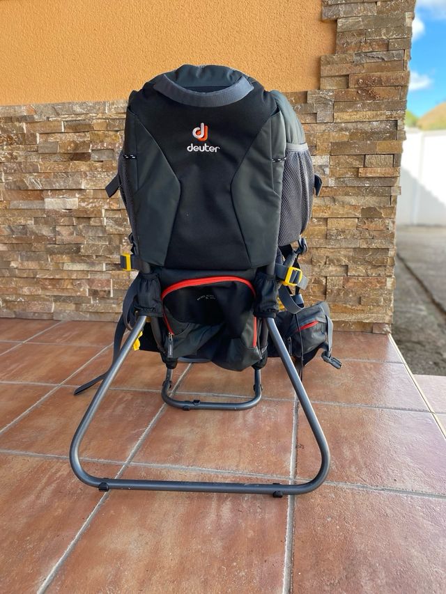 Mochila Portabebés Deuter