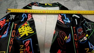 Chaqueta Americana Estampado Neón Tokyo Talla 3XL