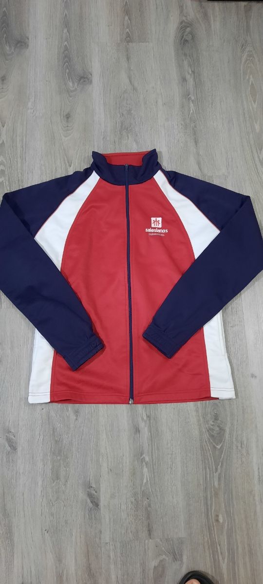 Chaqueta Salesianos Carabanchel. Talla M