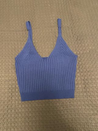 Top Shein azul punto Talla M
Sin usar