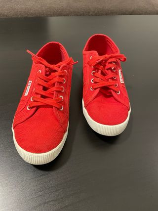 Superga Rosse Taglia 33